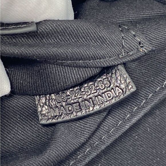 See By Chloe Hana Shoulder Bag - Picture 12 of 12